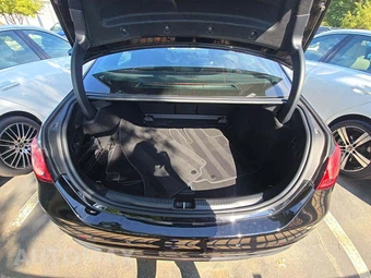 2025 Mercedes-Benz C 300 - miniatura 14