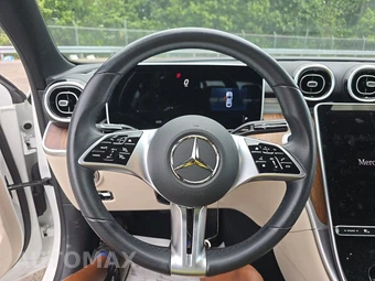 2025 Mercedes-Benz C 300 - miniatura 10
