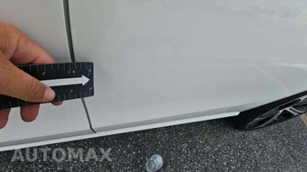2025 Mercedes-Benz C 300 - miniatura 21