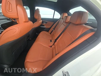 2025 Mercedes-Benz C 300 - miniatura 13
