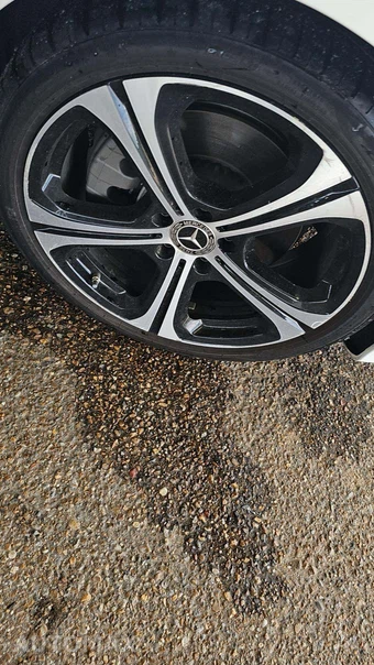 2025 Mercedes-Benz C 300 - miniatura 22