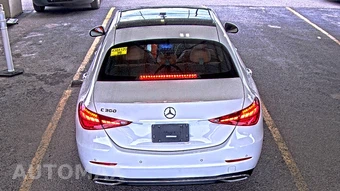 2025 Mercedes-Benz C 300 – miniatura 5