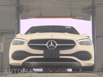 2025 Mercedes-Benz C 300 - miniatura 3