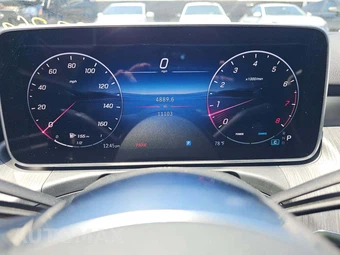 2025 Mercedes-Benz C 300 - miniatura 9