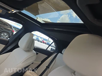 2025 Mercedes-Benz C 300 - miniatura 17