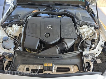 2025 Mercedes-Benz C 300 - miniatura 15