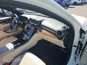 2025 Mercedes-Benz C 300 - miniatura 16