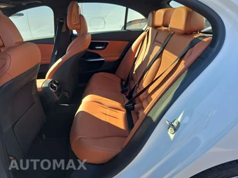 2025 Mercedes-Benz C 300 - miniatura 13