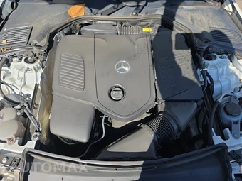 2025 Mercedes-Benz C 300 - miniatura 15