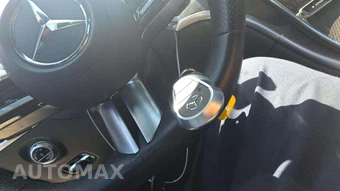 2025 Mercedes-Benz C 300 - miniatura 18
