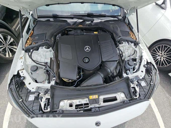 2025 Mercedes-Benz C 300 - miniatura 26
