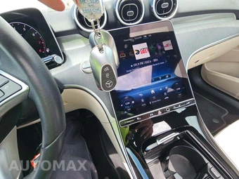 2025 Mercedes-Benz C 300 - miniatura 5