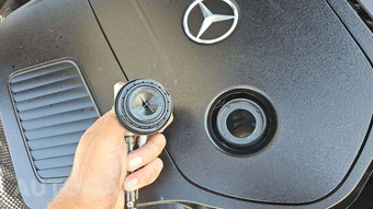 2025 Mercedes-Benz C 300 - miniatura 20