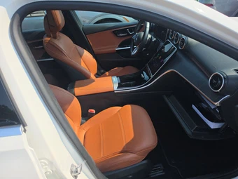 2025 Mercedes-Benz C 300 - miniatura 14