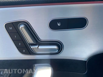 2025 Mercedes-Benz CLA 250 - miniatura 24