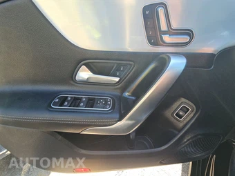 2025 Mercedes-Benz CLA 250 - miniatura 15