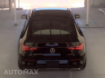 2025 Mercedes-Benz CLA 250 - miniatura 6