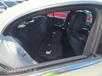 2025 Mercedes-Benz CLA 250 - miniatura 16