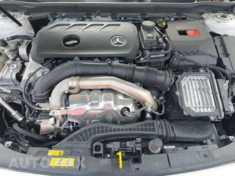 2025 Mercedes-Benz CLA 250 - miniatura 15