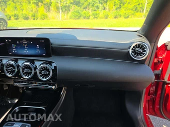 2025 Mercedes-Benz CLA 250 – miniatura 19