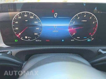 2025 Mercedes-Benz CLA 250 - miniatura 10