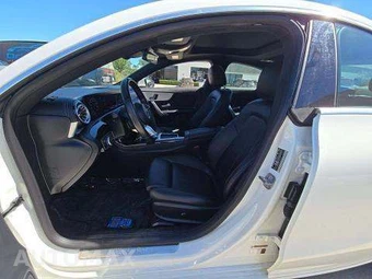 2025 Mercedes-Benz CLA 250 - miniatura 7