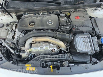 2025 Mercedes-Benz CLA 250 - miniatura 15
