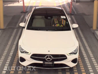 2025 Mercedes-Benz CLA 250 - miniatura 2