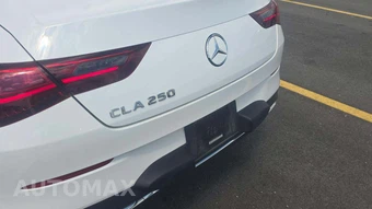2025 Mercedes-Benz CLA 250 - miniatura 20