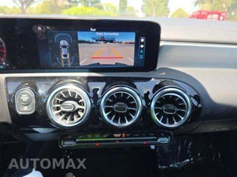 2025 Mercedes-Benz CLA 250 - miniatura 10