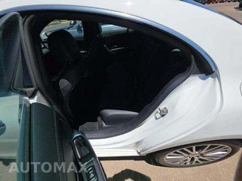 2025 Mercedes-Benz CLA 250 - miniatura 13