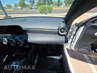 2025 Mercedes-Benz CLA 250 - miniatura 19