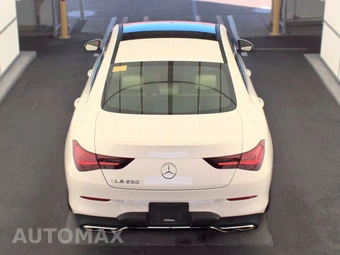 2025 Mercedes-Benz CLA 250 - miniatura 5