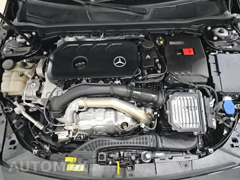 2025 Mercedes-Benz CLA 250 - miniatura 15