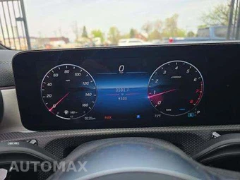 2025 Mercedes-Benz CLA 250 - miniatura 9