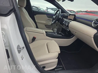 2025 Mercedes-Benz CLA 250 – miniatura 8