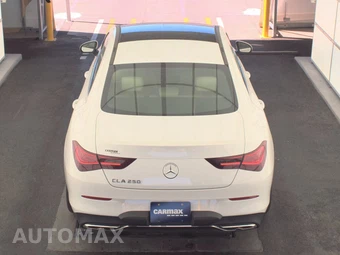 2025 Mercedes-Benz CLA 250 - miniatura 5