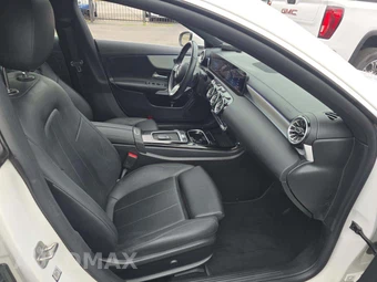 2025 Mercedes-Benz CLA 250 - miniatura 18