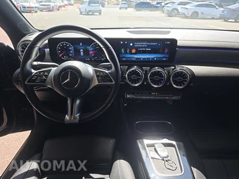 2025 Mercedes-Benz CLA 250 – miniatura 11