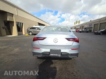 2025 Mercedes-Benz CLA 250 – miniatura 4