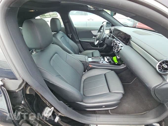 2025 Mercedes-Benz CLA 250 – miniatura 14