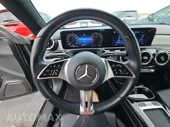 2025 Mercedes-Benz CLA 250 – miniatura 16