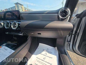 2025 Mercedes-Benz CLA 250 - miniatura 19