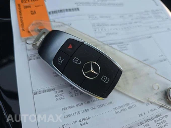 2025 Mercedes-Benz CLA 250 - miniatura 8