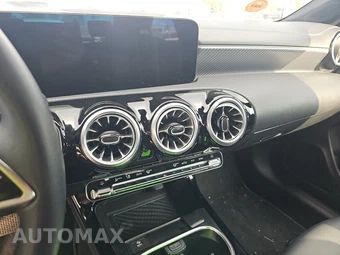 2025 Mercedes-Benz CLA 250 – miniatura 16