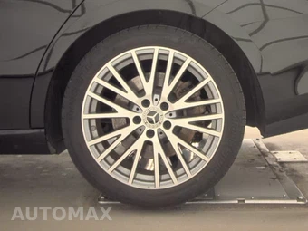 2025 Mercedes-Benz CLA 250 – miniatura 12