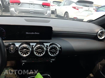2025 Mercedes-Benz CLA 250 – miniatura 17