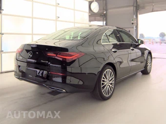 2025 Mercedes-Benz CLA 250 – miniatura 5