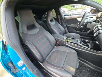 2025 Mercedes-Benz CLA 250 - miniatura 18