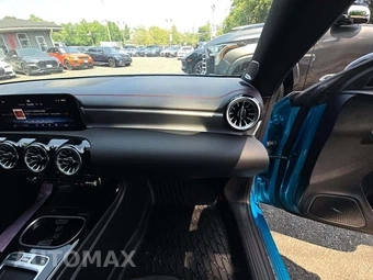 2025 Mercedes-Benz CLA 250 - miniatura 19